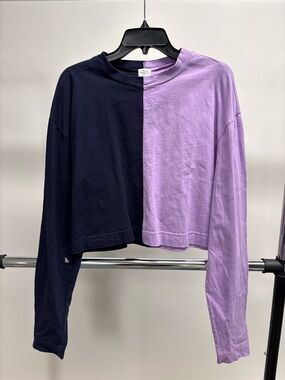 True IMG Two-Tone Cropped Long Sleeve Tee - Lavender & Navy